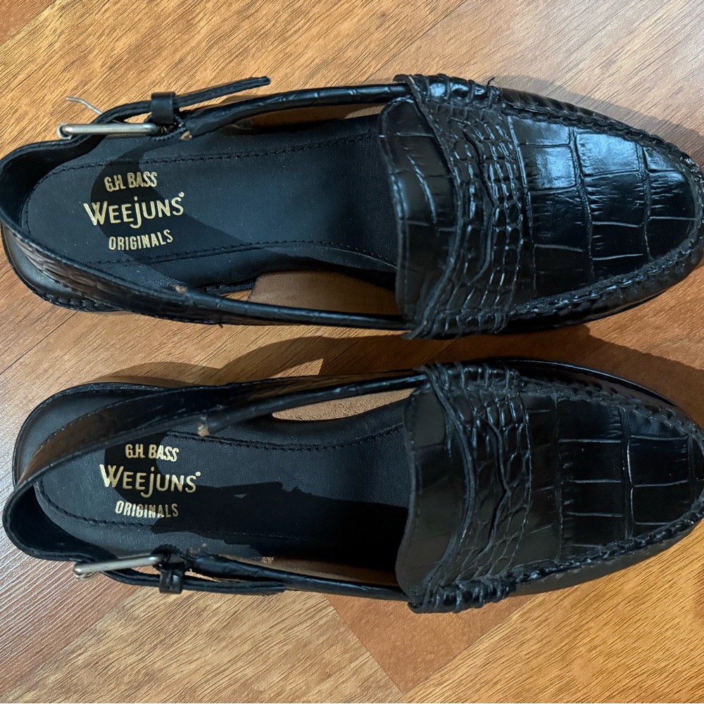 G.H. Bass Weejuns Black Loafers